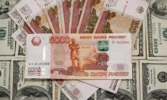 Ruble tăng giá 40% so với USD năm nay