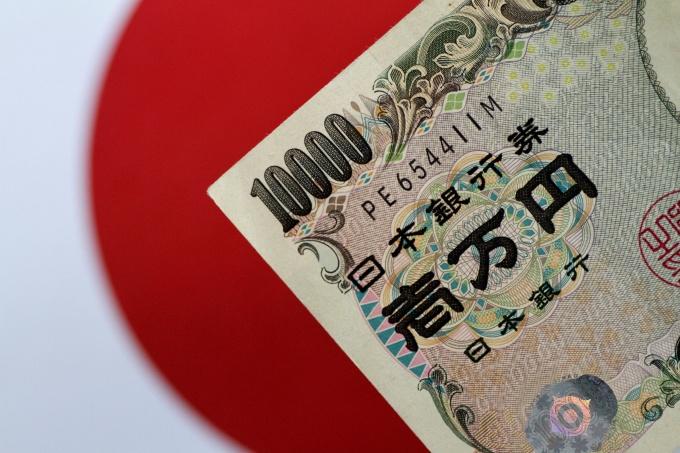 Thế khó của đồng yen trong năm 2024