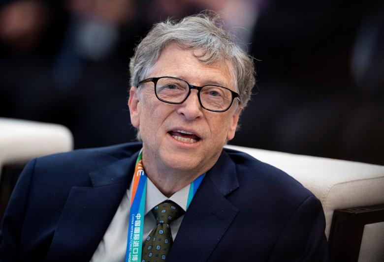 Bill Gates giảm bay, ăn thịt nhân tạo để chống biến đổi khí hậu